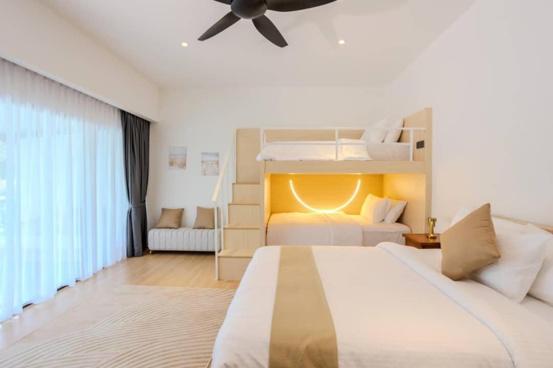 Suntai Villa, Beachfront Suites Kampong Si Ginting Buitenkant foto
